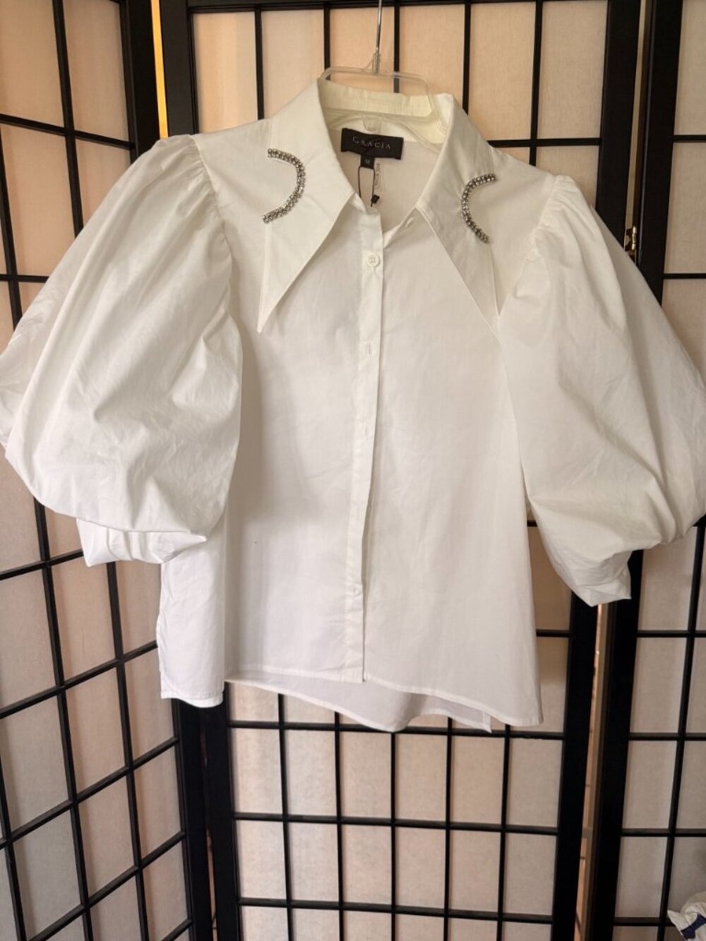 Gracia White Puff Sleeve Blouse Rhinestone Collar Size M NWT